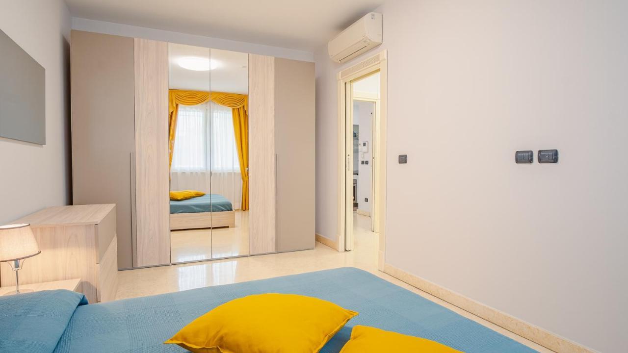 Relais Du Lac Loft - Italian Homing デセンツァーノ・デル・ガルダ エクステリア 写真